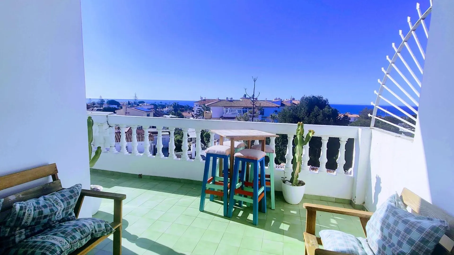 شقة ميخاس كوستا  في El Faro Penthouse